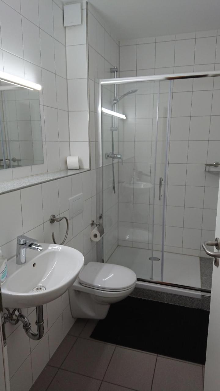 Gaestehaus Schmitt แอร์ลังเงิน ภายนอก รูปภาพ